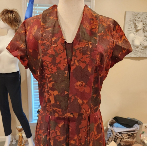 Vintage Shirtwaist Dress Fit and Flare Size Small Floral Design - Picture 13 of 13